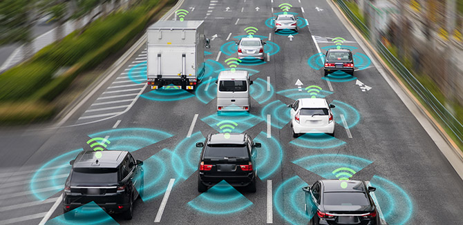 vehicles driving down highway with MV+AI monitoring